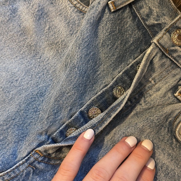 AGOLDE Riley Crop in Zephyr - Picture 8 of 8